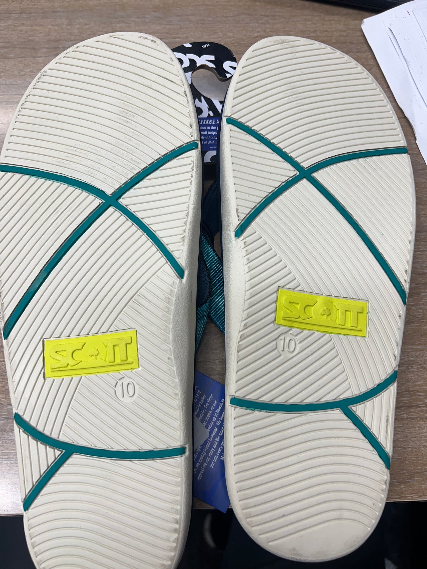 Scott Hawaii Men's KAIKO (No. 4127) - Fish Camo.