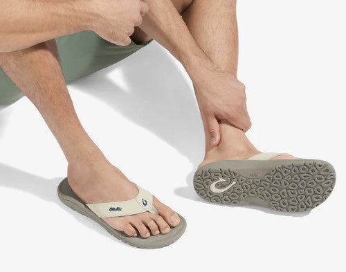 OluKai 'Ohana Tapa Clay Men's Sandals