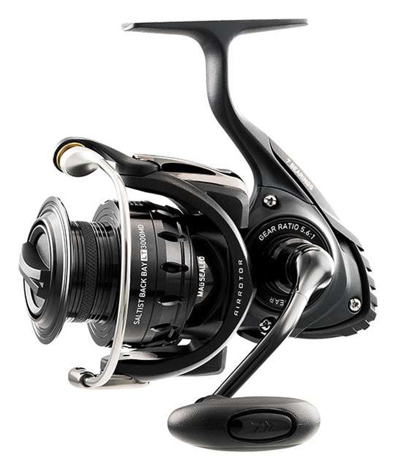 Daiwa Saltist 3000 Back Bay LT Spinning Reel.