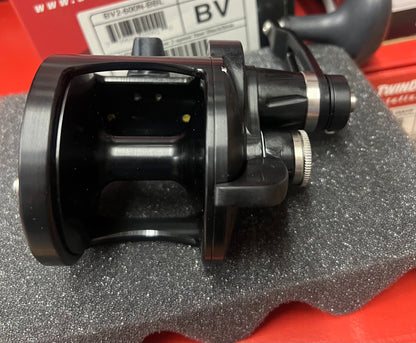 Accurate 600 BV2-600 Boss Valiant Conventional Reel - Matte Black.