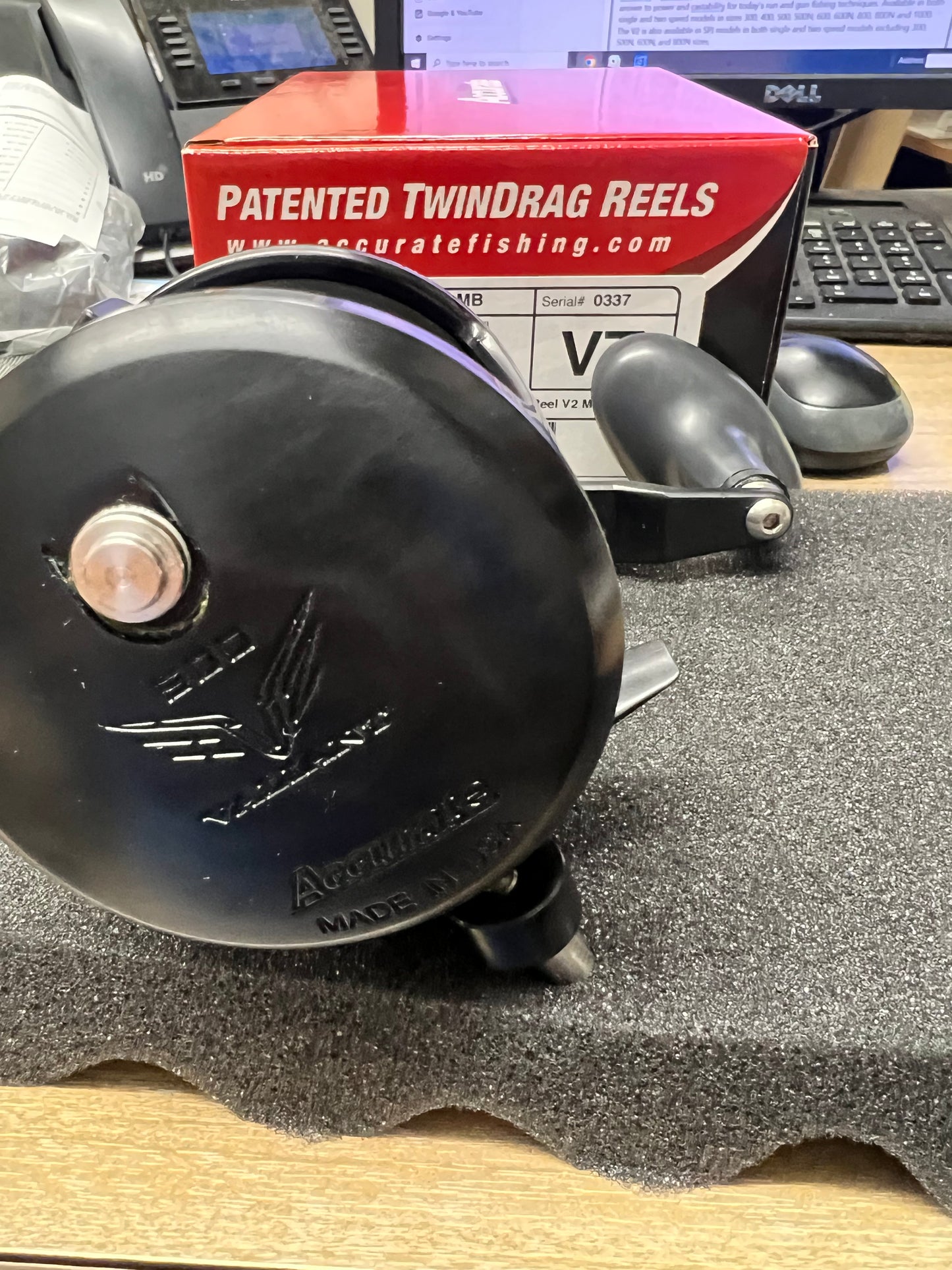 Accurate Valiant 2 600 VT2-600-MB 2 Speed Custom Matte Black V2 Reel