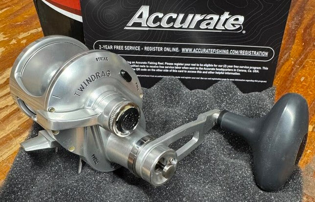 Accurate Valiant 2  VT2-500-USA Custom 500 USA Flag Reel 2 Speed