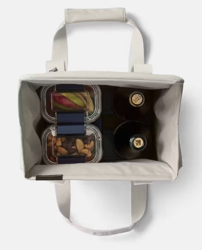 YETI Daytrip Insulated Tote Bag 14L.