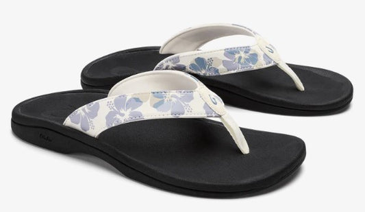 OluKai 'Ohana White Sand Pua Women's Sandals