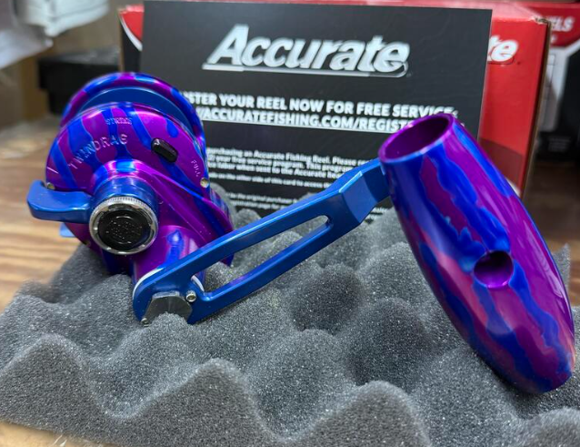 Accurate VT-300-JIG-PUBLC Valiant Twindrag 300 V2 Jigging Reel Purple/Blue Camo