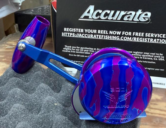 Accurate VT-300-JIG-PUBLC Valiant Twindrag 300 V2 Jigging Reel Purple/Blue Camo