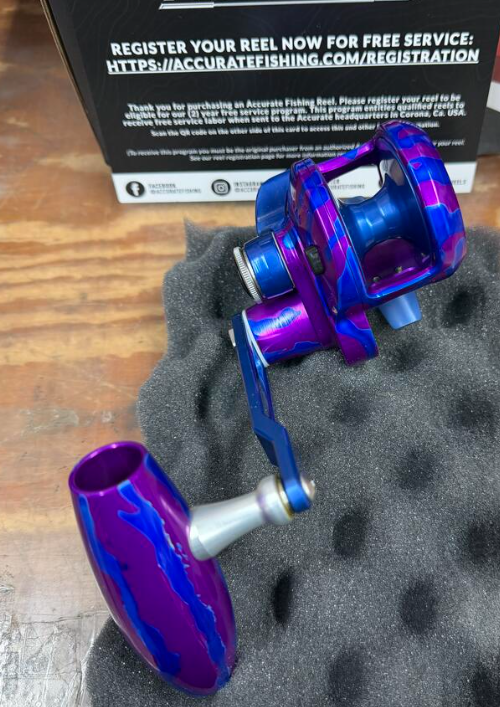 Accurate VT-300-JIG-PUBLC Valiant Twindrag 300 V2 Jigging Reel Purple/Blue Camo
