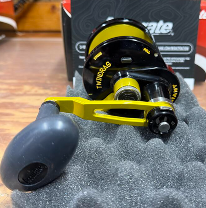 Accurate VT2-600N-BY Valiant Twindrag 600 Narrow 2-Speed Reel V2 Black/Yellow