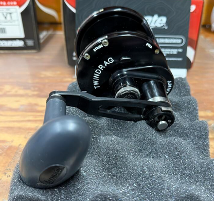 Accurate VT2-800N-B Valiant Twindrag 800 Narrow 2-Speed Reel V2 Black