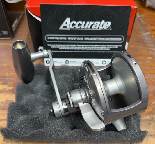 Accurate VT2-800NL-JIG-GMLGRY Valiant 800 Narrow 2-Speed Lefty V2 Jigging Reel Gunmetal Light Gray
