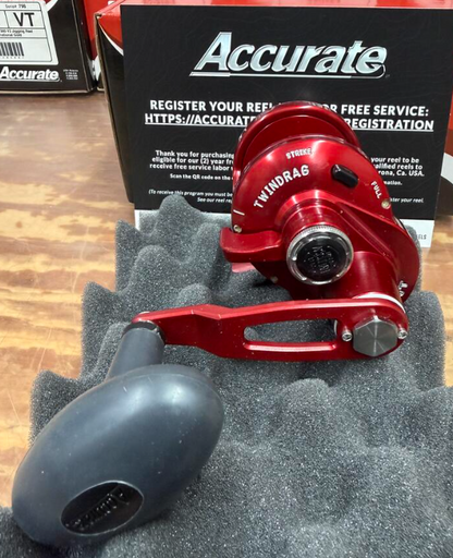 Accurate VT-400-R Valiant Twindrag 400 Reel V2 Red