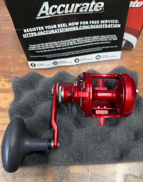 Accurate VT-400L-R Valiant Twindrag 400 Lefty Reel V2 Red