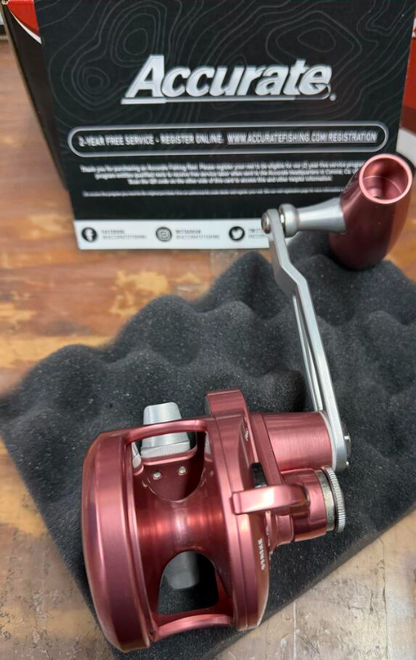 Accurate VT-500N-JIG-PS Valiant Twindrag 500 Narrow V2 Jigging Reel Pink/Silver