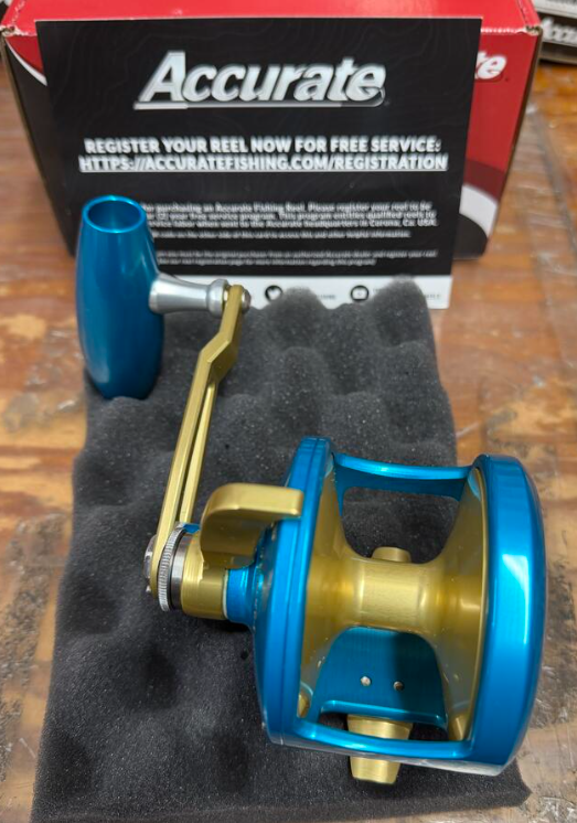 Accurate VT-600NL-JIG-IBG Valiant Twindrag 600 Narrow Lefty V2 Jigging Reel Ice Blue/Gold SPJ Handle