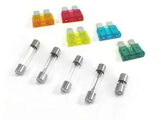 T-H Marine 10-Piece Fuse Kit.