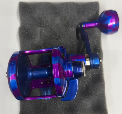 Accurate VT2-500-PUBLC Valiant 2 500 2-Speed Conventional Reel Purple Blue Camo Next-Gen Round Knob