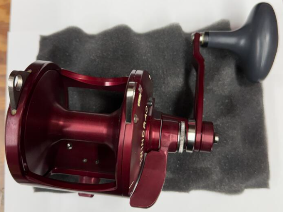 Accurate VT2-800-MWR Boss Valiant 2 800 2-Speed Conventional Reel Matte Wine Red