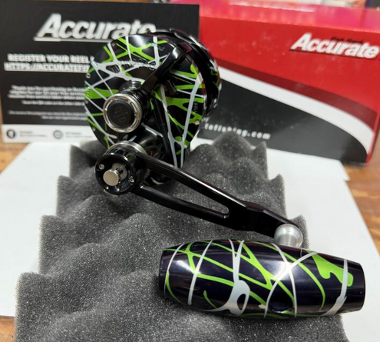 Accurate VT2-600N-BSMGRS Valiant 2 600 Narrow 2-Speed Conventional Black Silver Green Stripes Right SPG Handle