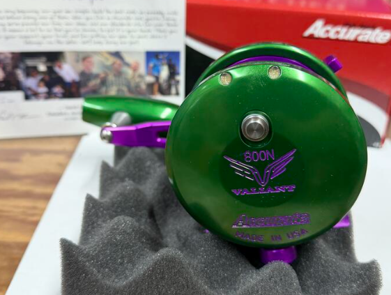 Accurate VT2-800N-GRPU Boss Valiant 2 800 Narrow 2-Speed Green Purple Right Hand SPJ Handle