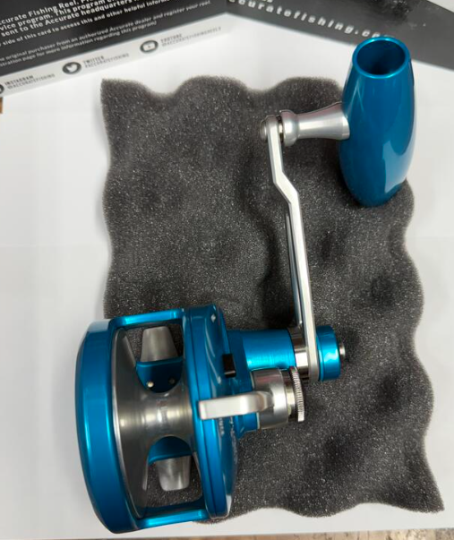 Accurate VT2-600NN-JIG-IBS Valiant 2 600 Extra Narrow 2-Speed Jigging Conventional Reel Ice Blue Silver SPJ Handle