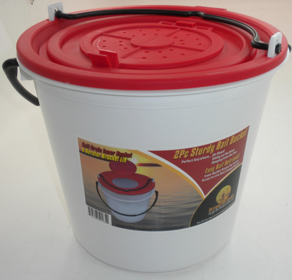 Challenge 10 Quart 2 Piece Bait Bucket With Lid
