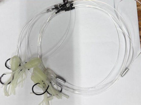 Tormenter Deep Drop Rig Green/Glow Squid 4 Hook
