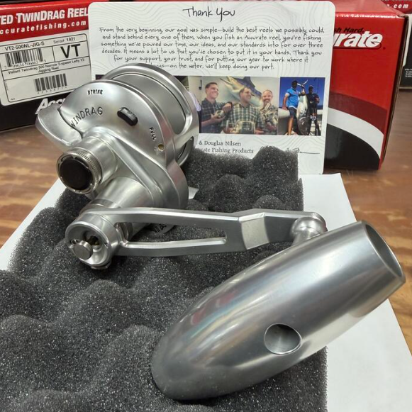 Accurate VT2-500N-JIG-S Valiant 2 500 Narrow 2-Speed American Flag Lasered V2 Jigging Conventional Reel Right Hand
