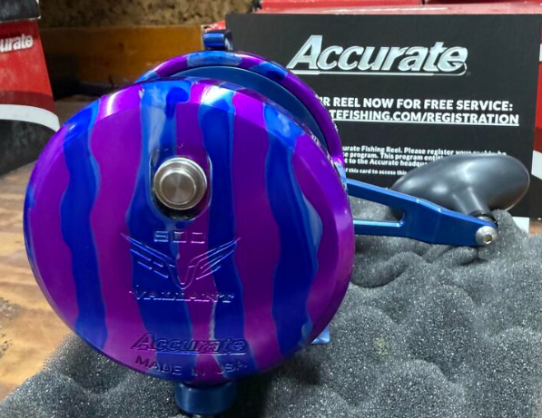 Accurate VT2-600L-PUBLC Valiant 2 600 2-Speed Conventional Reel Purple Blue Camo Left Hand