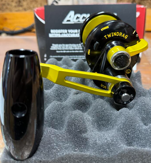 Accurate VT2-500L-BY Valiant 2 500 2-Speed Conventional Reel Black Yellow Left SPJ Handle
