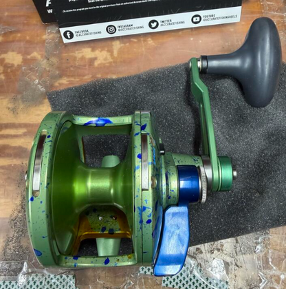 Accurate VT2-800N-MAHI Valiant 2 800 Narrow 2-Speed Reel Mahi Right Hand