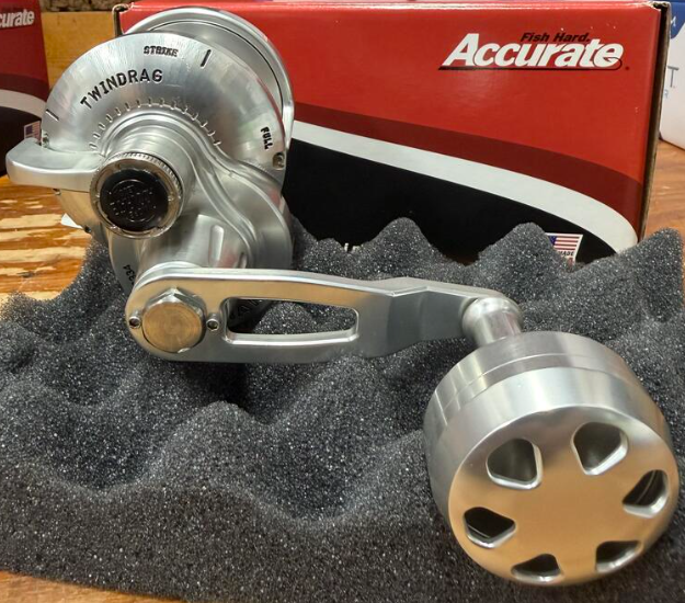 Accurate BV-500-S Boss Valiant 500 Conventional Reel Silver Right Hand