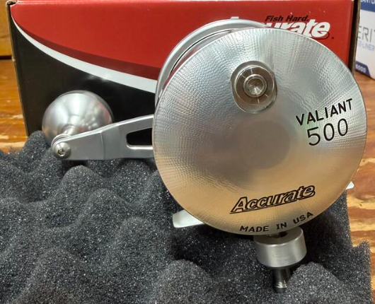 Accurate BV-500-S Boss Valiant 500 Conventional Reel Silver Right Hand