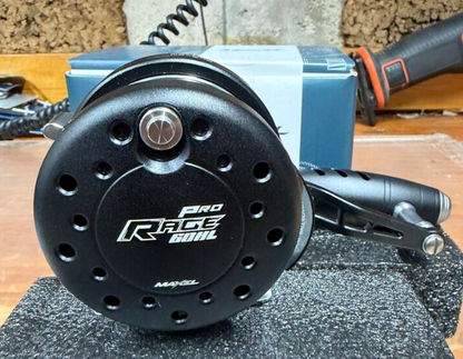 Maxel Rage Pro 60L Matte Black Light Gray Conventional Reel Left Hand