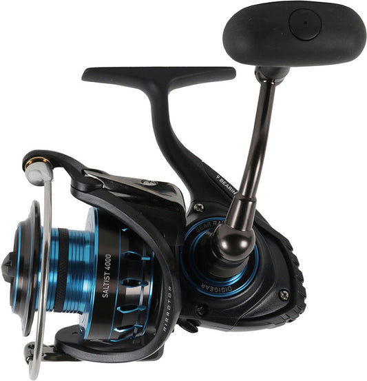 Daiwa Saltist 4000 Spinning Reel.