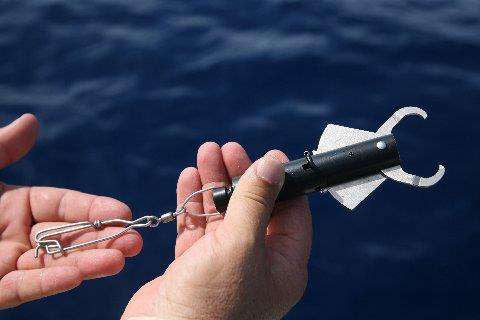 The SeaQualizer Shallow Water 30-50-70ft Reef Fish Release Tool